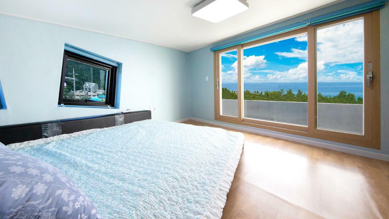 Samcheok Sol Beach Pension Buitenkant foto