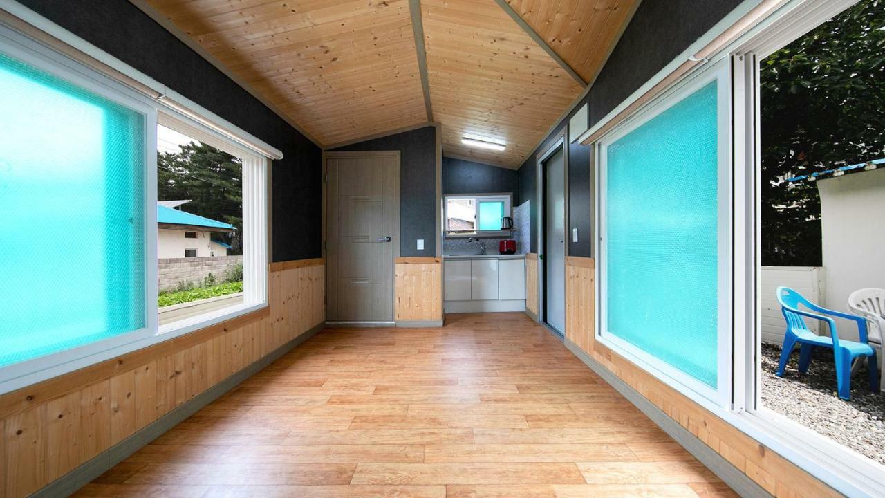 Samcheok Sol Beach Pension Buitenkant foto