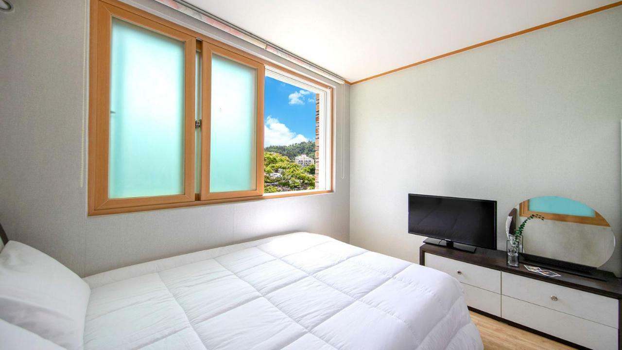 Samcheok Sol Beach Pension Buitenkant foto