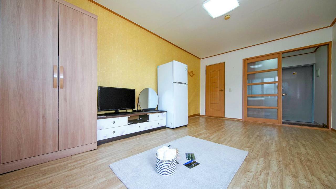 Samcheok Sol Beach Pension Buitenkant foto