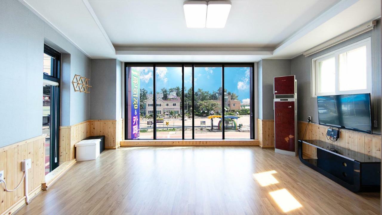 Samcheok Sol Beach Pension Buitenkant foto