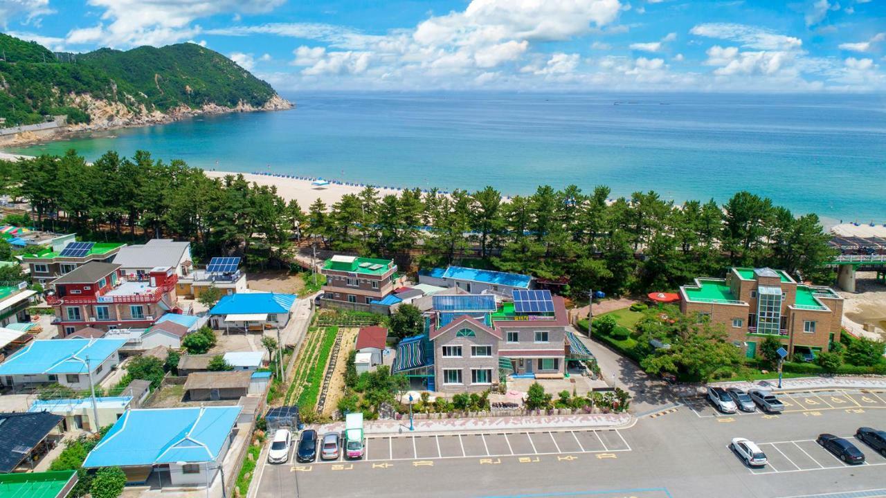 Samcheok Sol Beach Pension Buitenkant foto